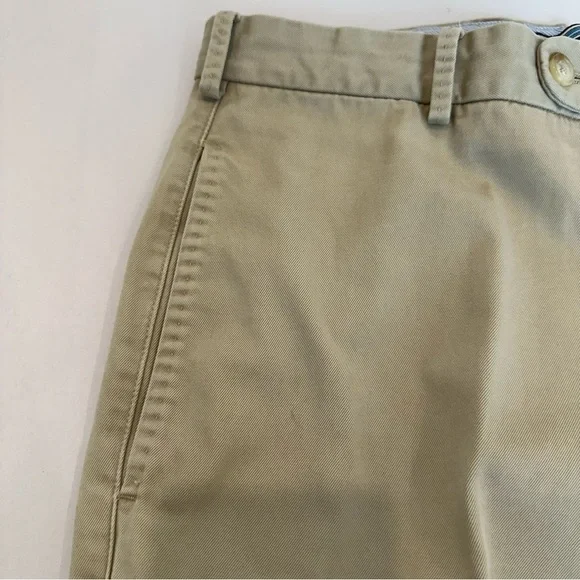 Peter Millar 8” Golf Shorts Chino Brown Preppy Mens Nice Khaki Pants Size 32 - Picture 6 of 8